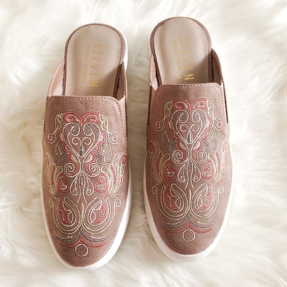 ***SOLD*** Steven Natural Comfort Lora Slide Mule - Picture 4 of 9